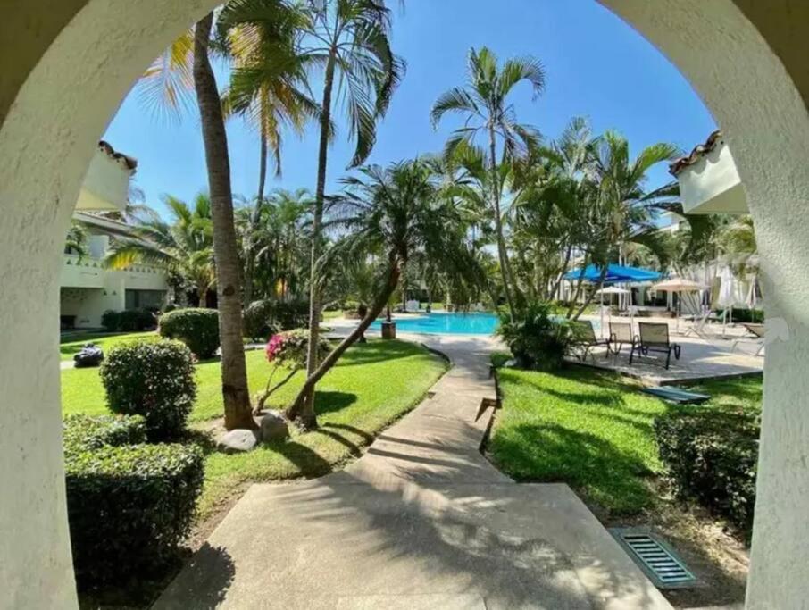 Hermoso Apartamento En Manzanillo Con Alberca Y Cancha De Tenis, Ideal Para Relajarse Y Disfrutar De Una Escapada Tranquila En El Paraiso Tropical Dış mekan fotoğraf